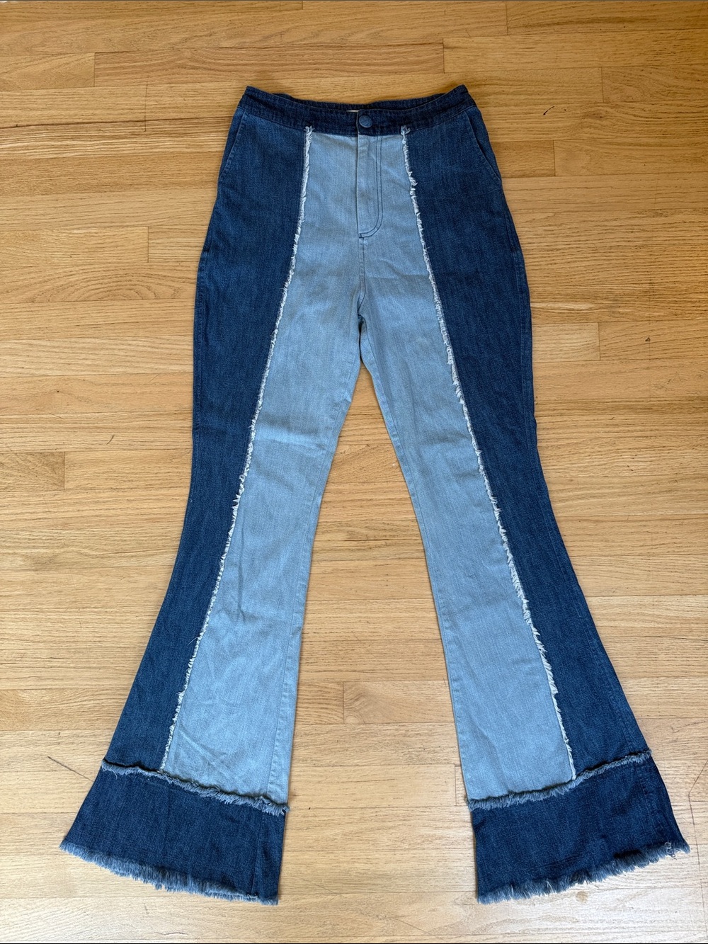EUC: LoveShackFancy Two-Tone Light/Dark Denim Flare Jeans, High-Rise, sz Sm/6